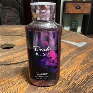 Bath & Body Works Purple Body Wash Dark Kiss